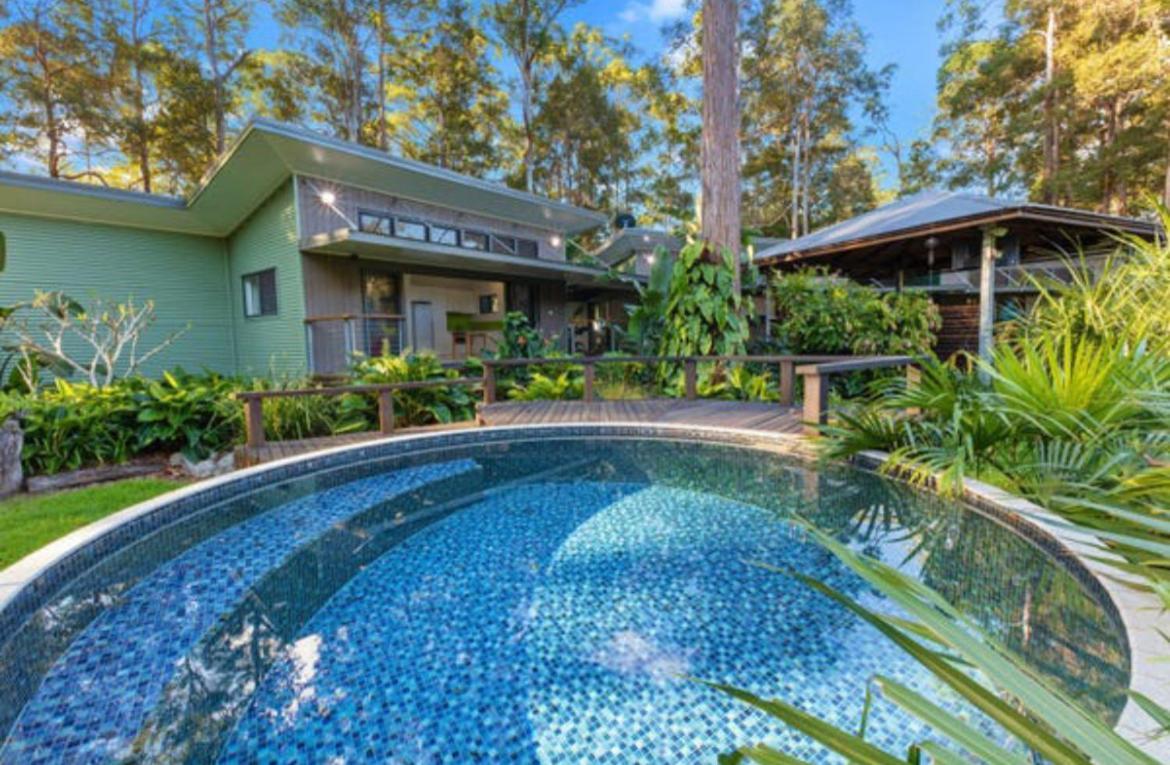 Dezen Accomodation Palmview Экстерьер фото