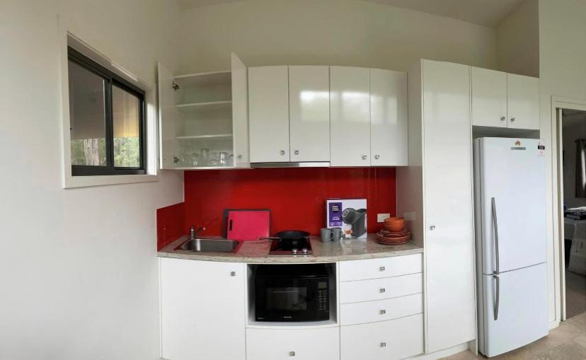 Dezen Accomodation Palmview Экстерьер фото